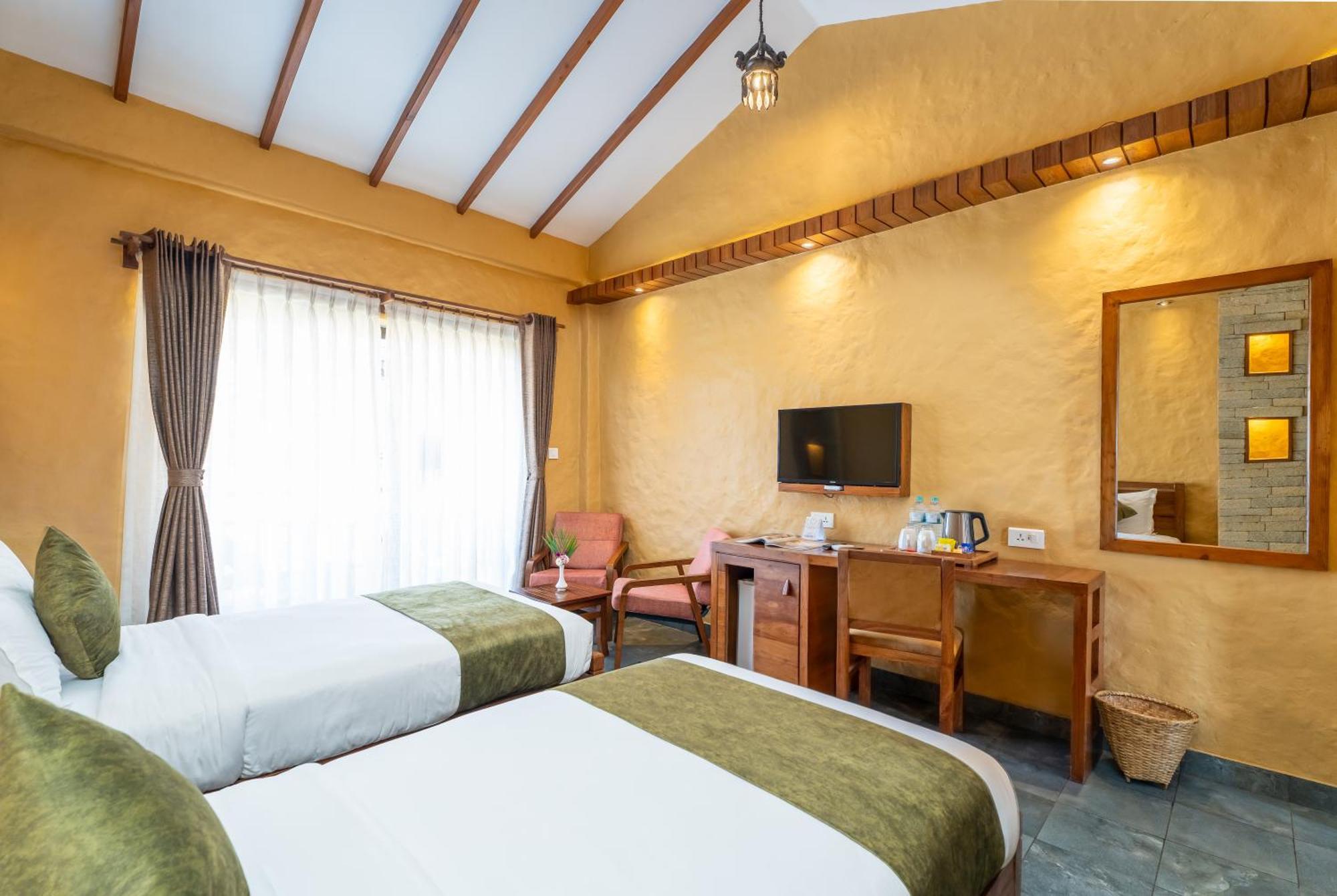 Bar Peepal Resort Pokhara Bagian luar foto Deluxe Room