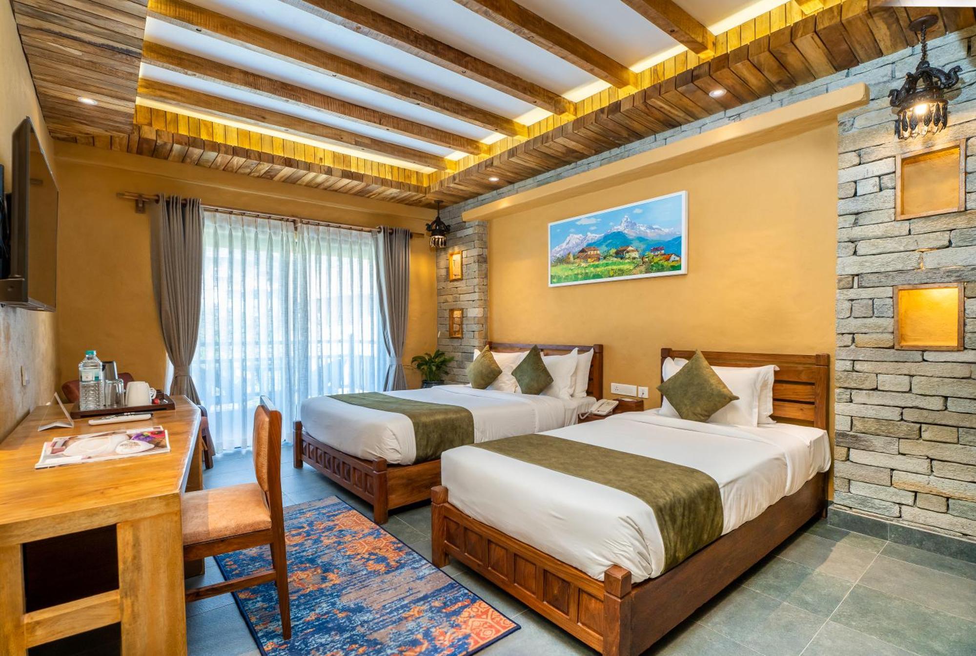 Bar Peepal Resort Pokhara Bagian luar foto Deluxe Room